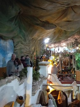 Imagen de visitates en el Belén Viviente de Beas (Huelva).