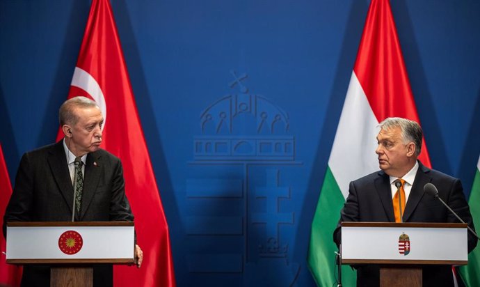 El presidente turco, Recep Tayyip Erdogan, y el primer ministro húngaro, Viktor Orbán
