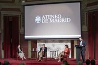 Rivera de la Cruz no ve sentido a la enmienda de Más Madrid porque el Ayuntamiento sigue "trabajando con el Ateneo"