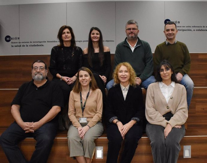 Los responsables del estudio Azucena Prieto, Iria Portos, Daniel Rey, Pepo Brea, Plácido Mayán, Irene Zarra, Mabel Loza y Laura Gómez.