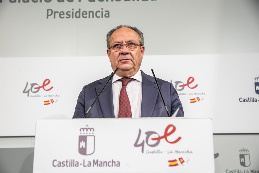 Archivo - El consejero de Hacienda y Administraciones Públicas, Juan Alfonso Ruiz Molina, en una foto de archivo