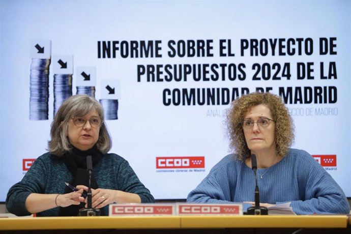 La secretaria general de CC.OO. Madrid, Paloma López, y la secretaria de política institucional del sindicato, Paloma Vega