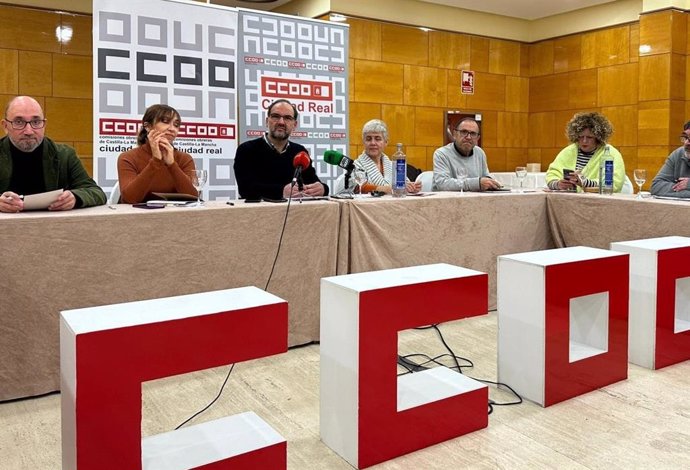 El secretario general de CCOO en la provincia de Ciudad Real, José Manuel Muñoz, en el desayuno de balance del año 2023