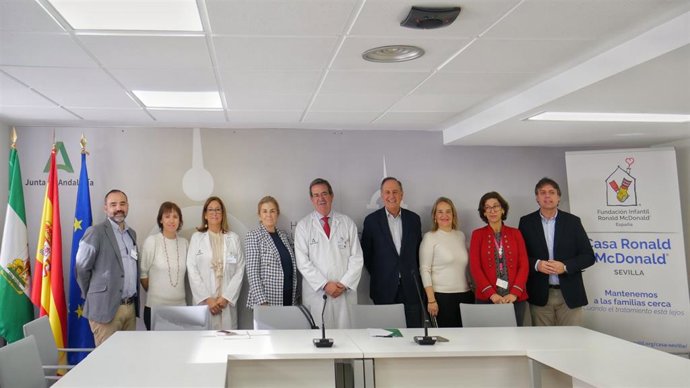 La Fundación Infantil Ronald McDonald y el SAS firman un acuerdo de colaboración.