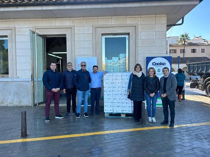 El Govern y Aquicultura Balear dona 5.000 lubinas a entidades sociales de Mallorca .