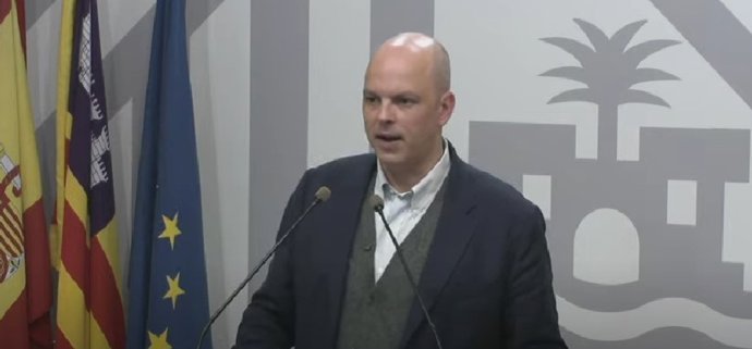 El regidor de urbanismo, Óscar Fidalgo, en rueda de prensa.