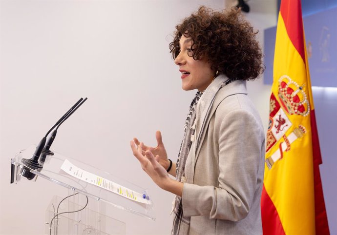 Archivo - La diputada de Sumar, Aina Vidal, durante una rueda de prensa, en el Congreso de los Diputados, a 7 de noviembre de 2023, en Madrid (España). Durante la comparecencia, ha hablado sobre la actualidad política.