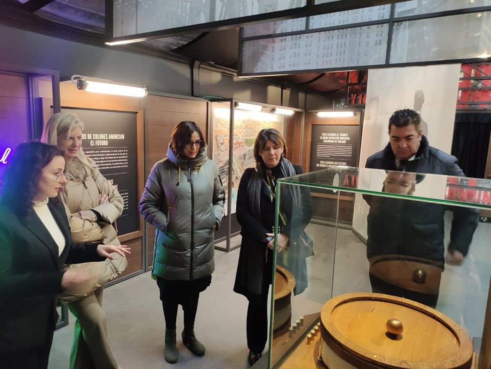 Valladolid reivindica con una exposición la figura del científico e ingeniero Nikola Tesla .