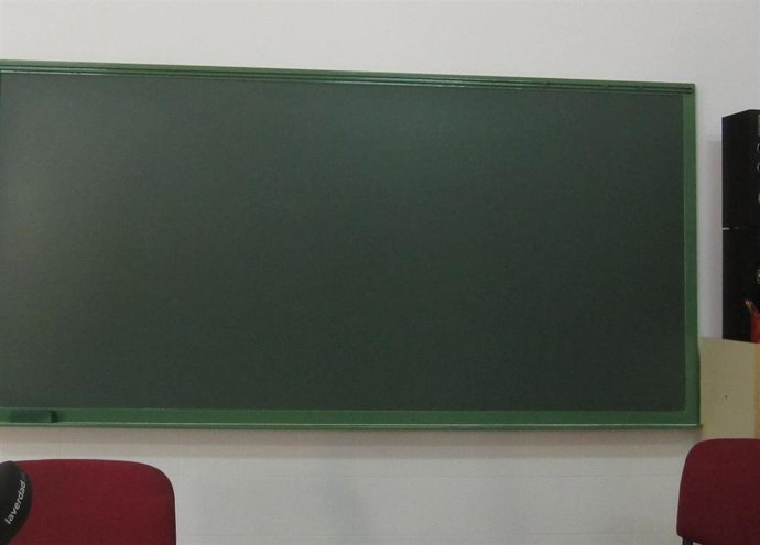 Archivo - Pizarra, clase, colegio