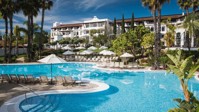 Archivo - Hotel de la Costa del Sol, en Málaga. Imagen de archivo.