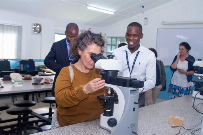 Proyecto 'Geodes', en el que participa la USAL en África