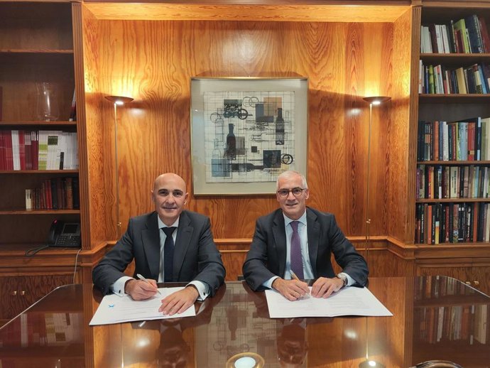 Acuerdo CaixaBank y FEV.