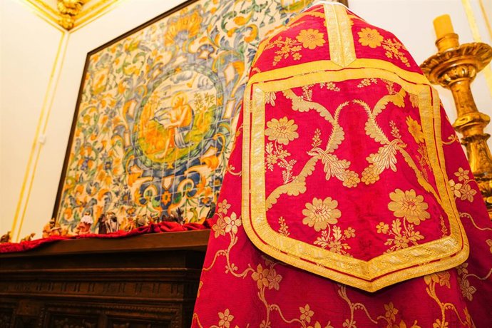 "La Llum De Nadal De San Esteban En La Seda"