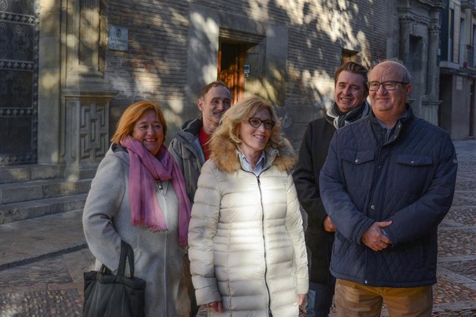 Concejales del grupo municipal socialista en el Ayuntamiento de Huesca.