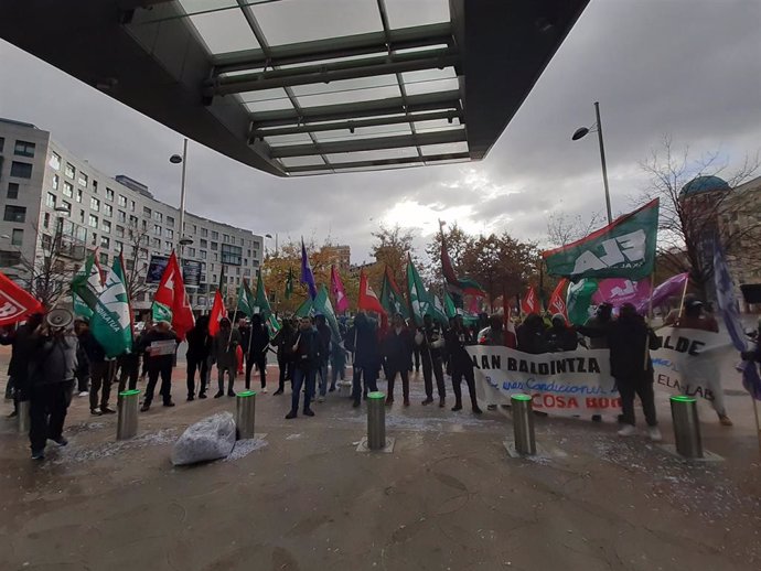 Concentración de trabajadores de Cecosa en Bilbao el pasado día 13.