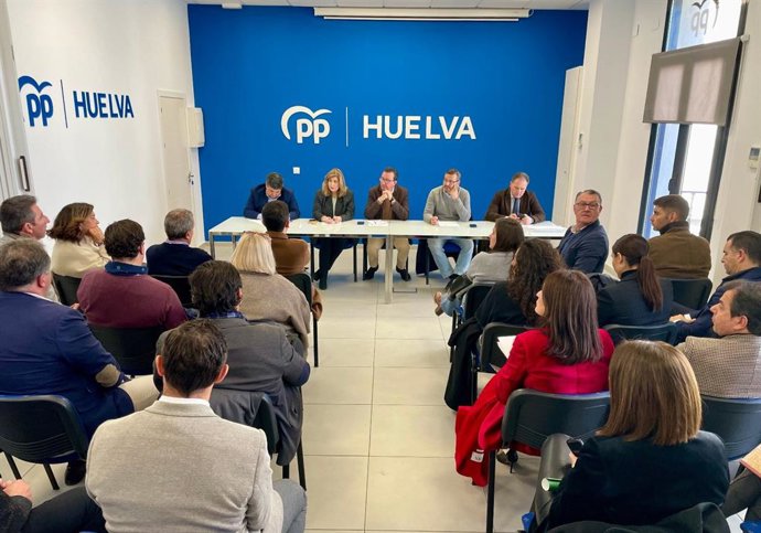 Encuentro con cargos públicos del Partido Popular en Huelva.