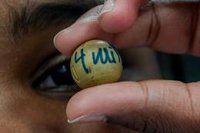 ¿En qué invertirías si ganases la Lotería de Navidad? Pagar deudas y comprar vivienda son las opciones preferidas