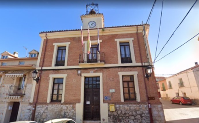 Ayuntamiento de la pedanía de Iriépal en Guadalajara.
