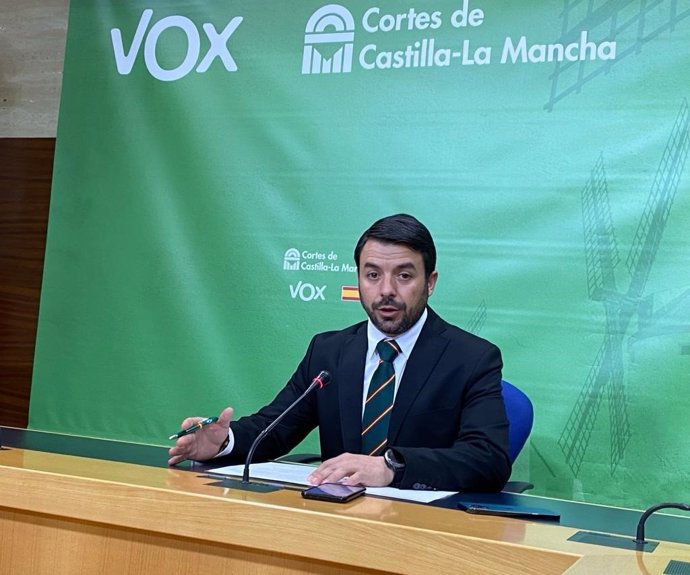 El portavoz del Grupo Parlamentario Vox en las Cortes, Iván Sánchez. Imagend e archivo.