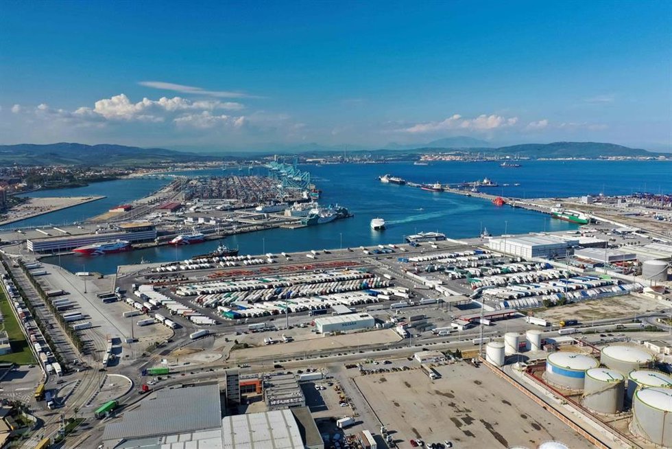 Vista aérea del puerto de Algeciras.