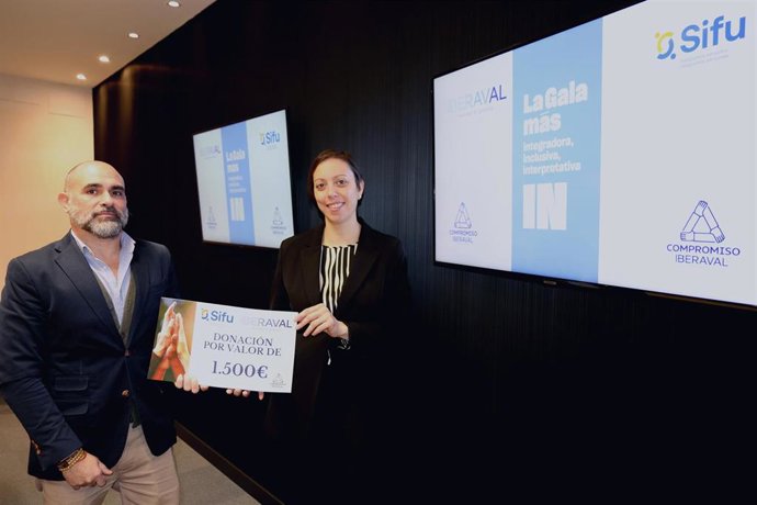 Cristina Cordero, responsable de Talento y Personas en Iberaval, y Alberto Fernández Vidal, gerente de Fundación Grupo SIFU.