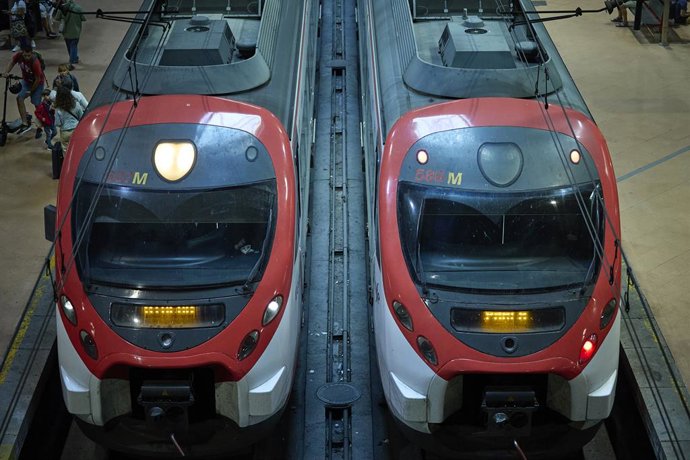 Archivo - Trens de Rodalies de Barcelona