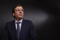 Almeida cree que la izquierda deje dejar de hacer política "a base de eslogan" y buscar argumentos "razonables"