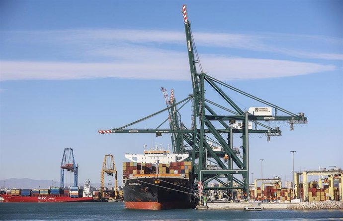 Vista del Puerto de Valencia, a 14 de diciembre de 2023, en Valencia, Comunidad Valenciana.