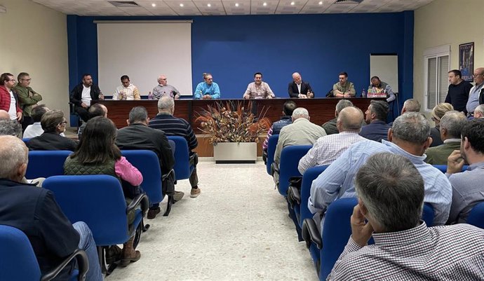 Archivo - Asamblea de la Plataforma en Defensa de los Regadíos del Condado de Huelva.