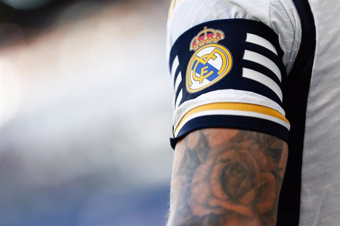 Archivo - Brazalete de capitán del Real Madrid.
