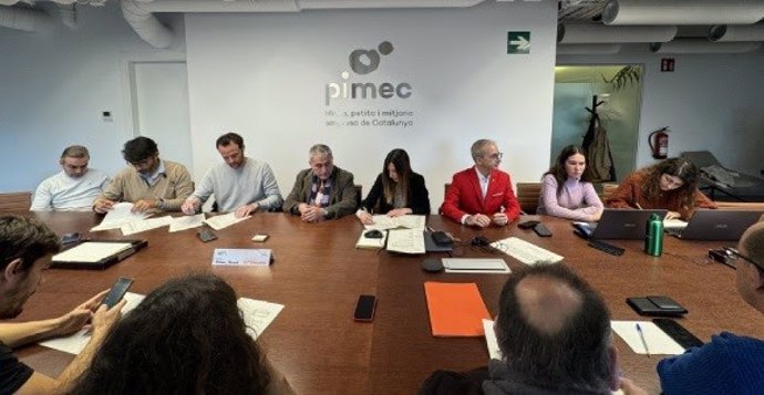 Pimec, Aecsa y UGT firman el convenio de socorrismo en espacios acuáticos naturales en Catalunya