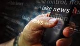 Foto: Evaluar la veracidad de noticias falsas con búsquedas en Internet aumenta las posibilidades de creerse la desinformación