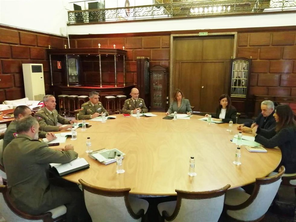 El Ayuntamiento y el Ministerio de Defensa estechan su colaboración en el Bosque de los Zaragozanos