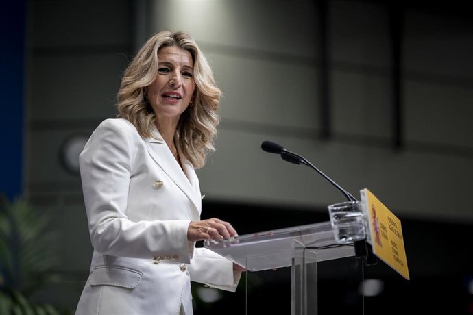 La vicepresidenta segunda, Yolanda Díaz, interviene durante la toma posesión de su cartera como vicepresidenta y ministra de Trabajo y Economía Social, a 21 de noviembre de 2023, en Madrid (España).