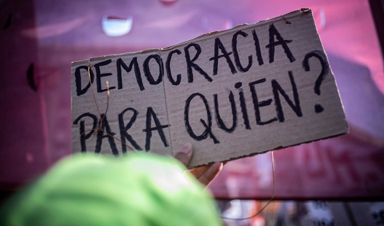 Política