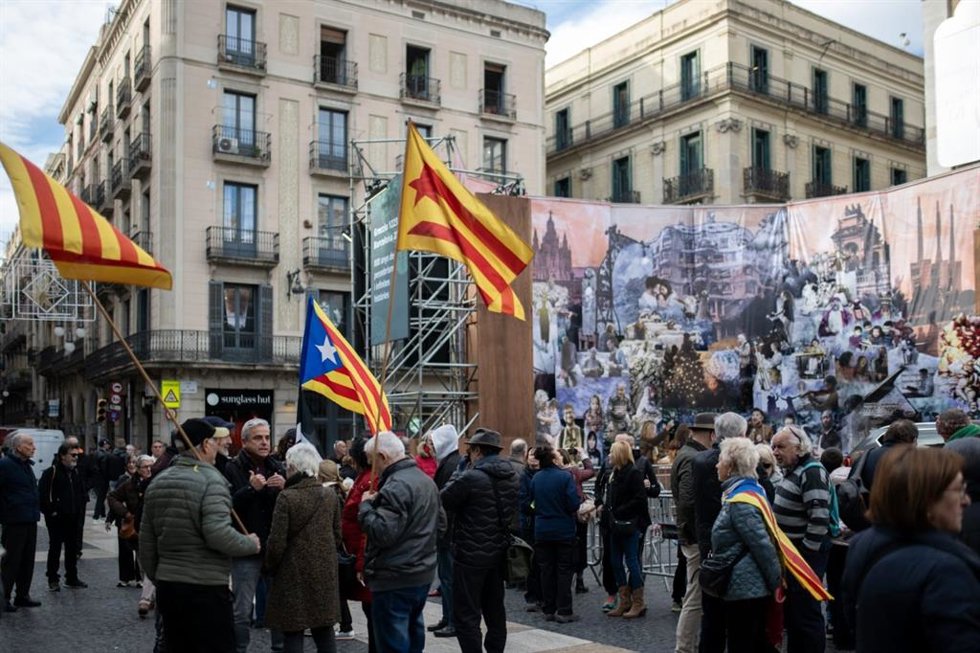 La concentración convocada por la Assemblea Nacional Catalana (ANC) en plaza Sant Jaume de Barcelona