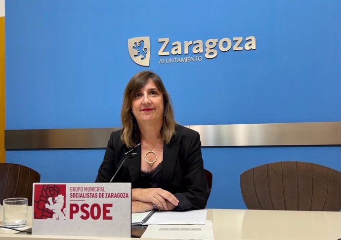 Archivo - La portavoz del grupo municipal socialista en el Ayuntamiento de Zaragoza, Lola Ranera.
