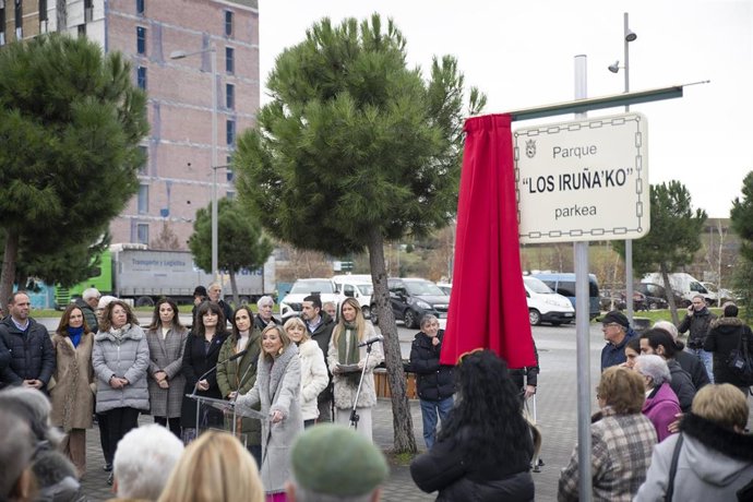 Pamplona dedica a Los Iruña'ko el parque de Azpilagaña Sur.