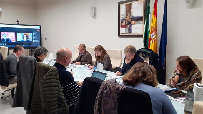 La Consejería de Justicia, Administración Local y Función Pública y los sindicatos han aprobado por unanimidad en Mesa Sectorial el Plan de Refuerzo Integral para 2024, con 267 gestores procesales, tramitadores, auxilios judiciales y médicos forenses.