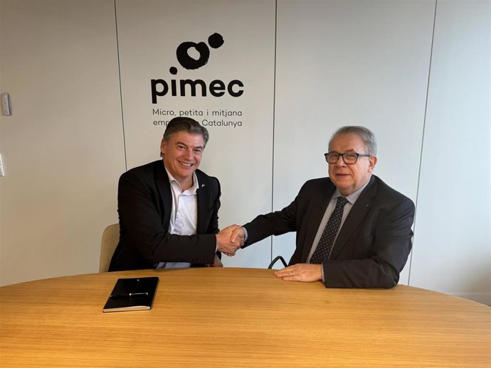 El presidente de Pimec Antoni Cañete y el presidente del COMB Jaume Padrós