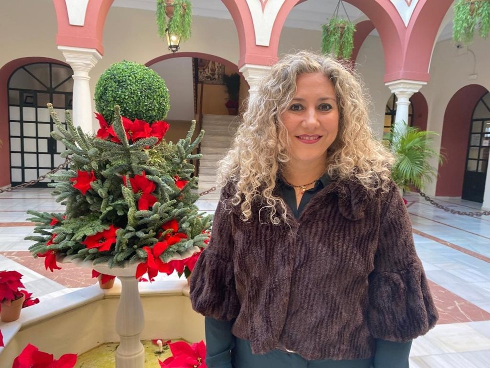 Imagen de la delegada de Fiestas Mayores de Ayuntamiento de Alcalá de Guadaíra (Sevilla), Rocío Bastida.