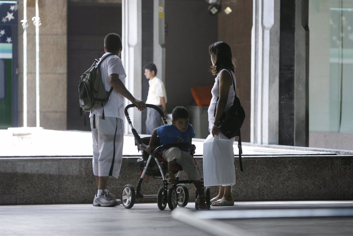 UGT Y CCOO Reclaman Al Gobierno Que El Permiso Parental De Ocho Semanas ...