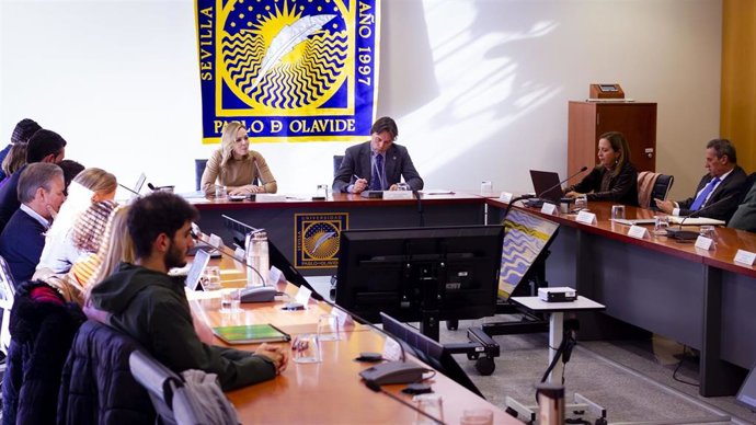 El rector de la UPO preside el Consejo de Gobierno.