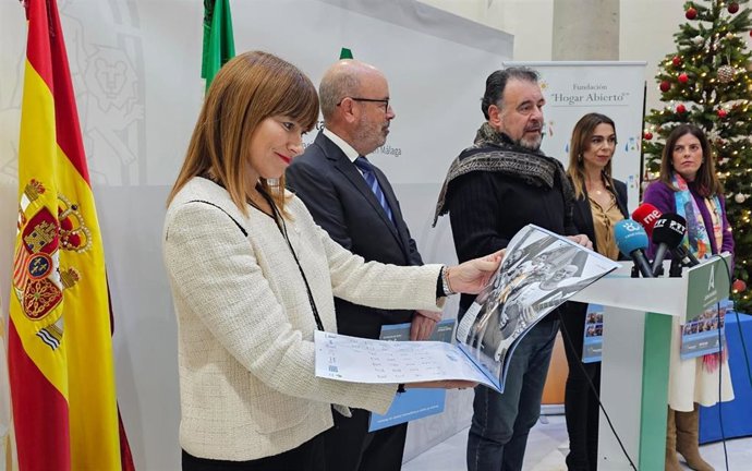 Presentación del calendario de Hogar Abierto  para la difusión del acogimiento familiar.