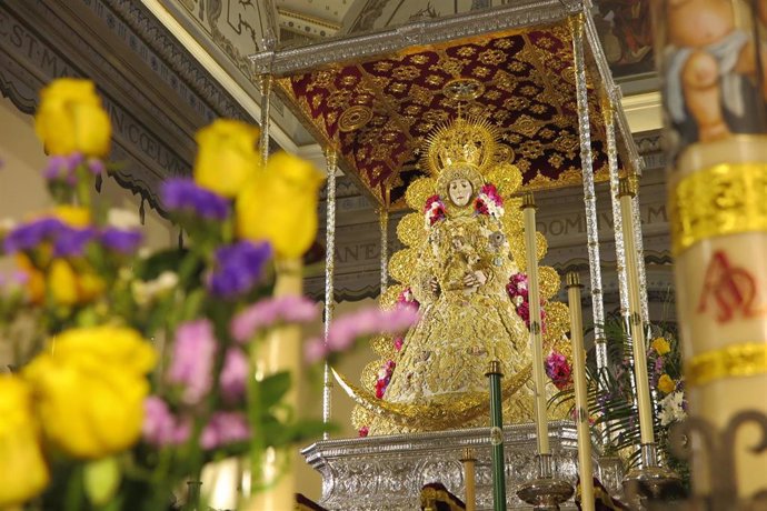 Archivo - Virgen del Rocío antes de los trabajos de restauración. 