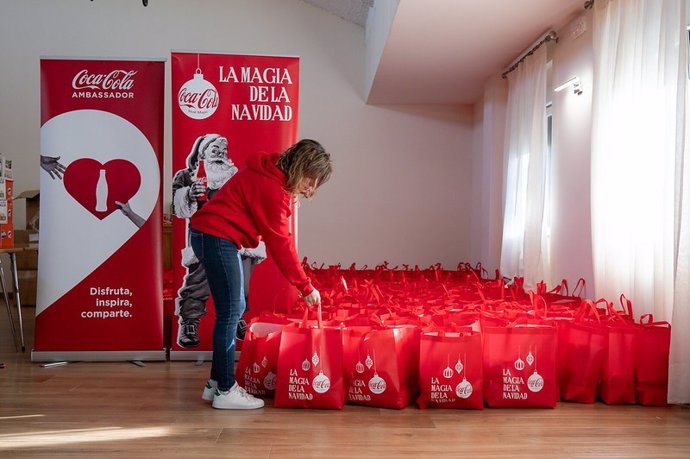 Coca-Cola se une a más de 60 ONG y entidades sociales para repartir más de 11.000 comidas a familias vulnerables en 21 ciudades de España