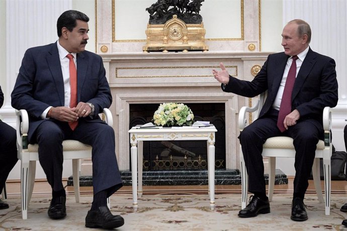 Archivo - El presidente de Venezuela, Nicolás Maduro, visita al presidente de Rusia, Vladimir Putin, en Moscú