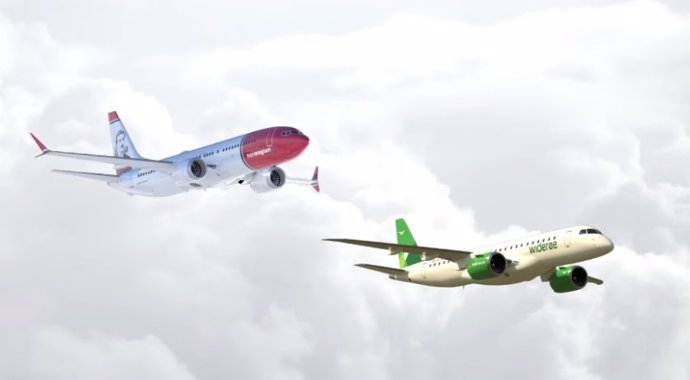 Dos aviones de Norwegian y Wideroe