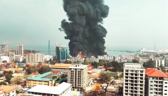 Incendio en la capital de Guinea, Conacry