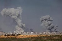 Mueren cerca de 30 palestinos por los nuevos bombardeos de Israel contra la Franja de Gaza